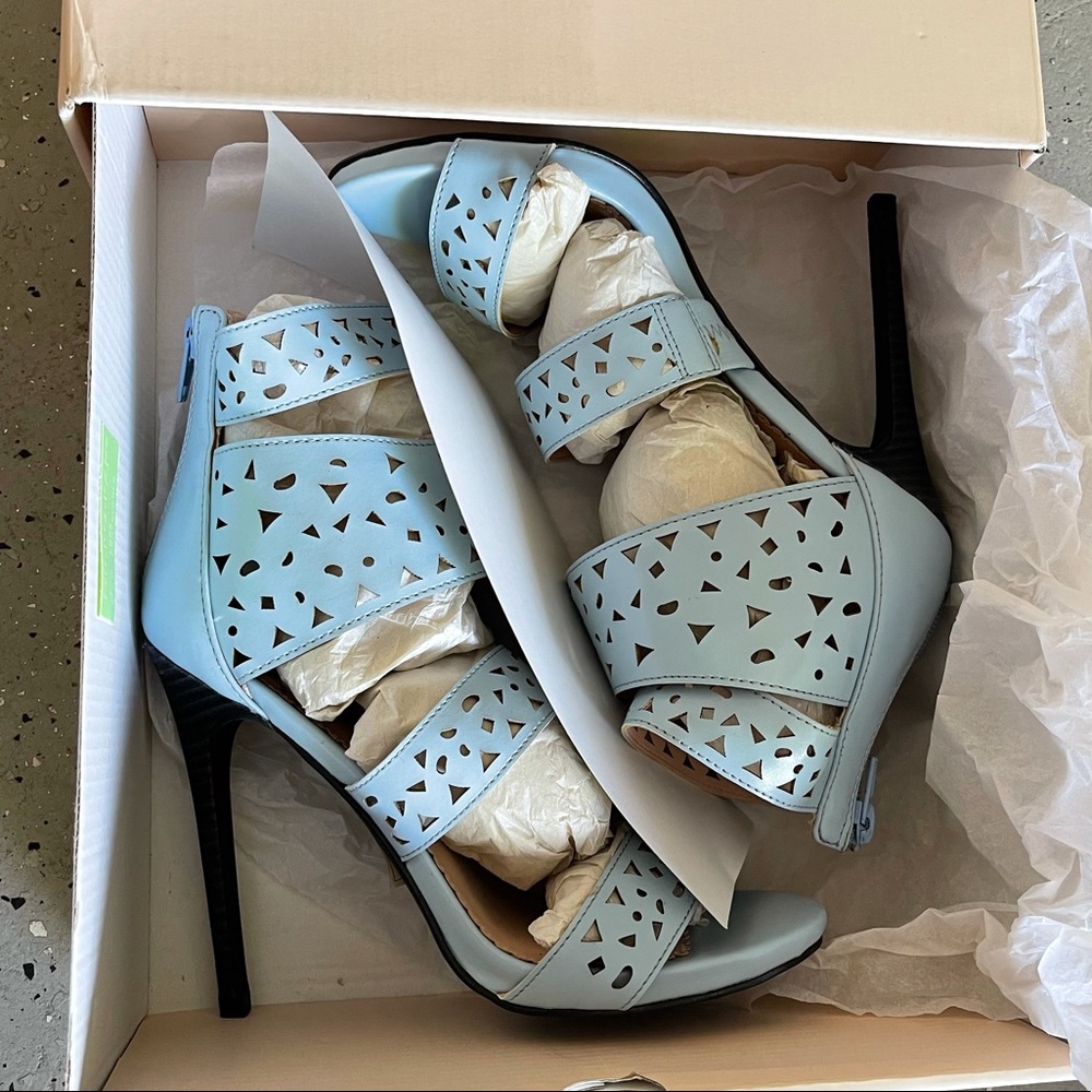 ❄️❄️ Heels sandals ❄️❄️